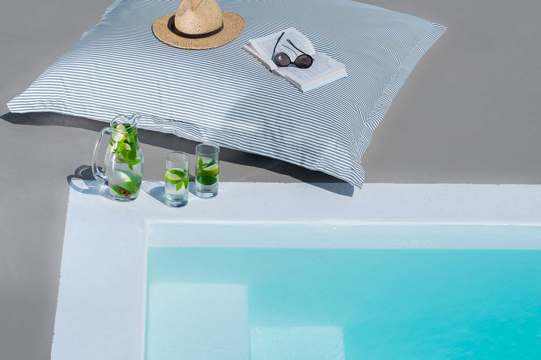azar villas santorini greece 2