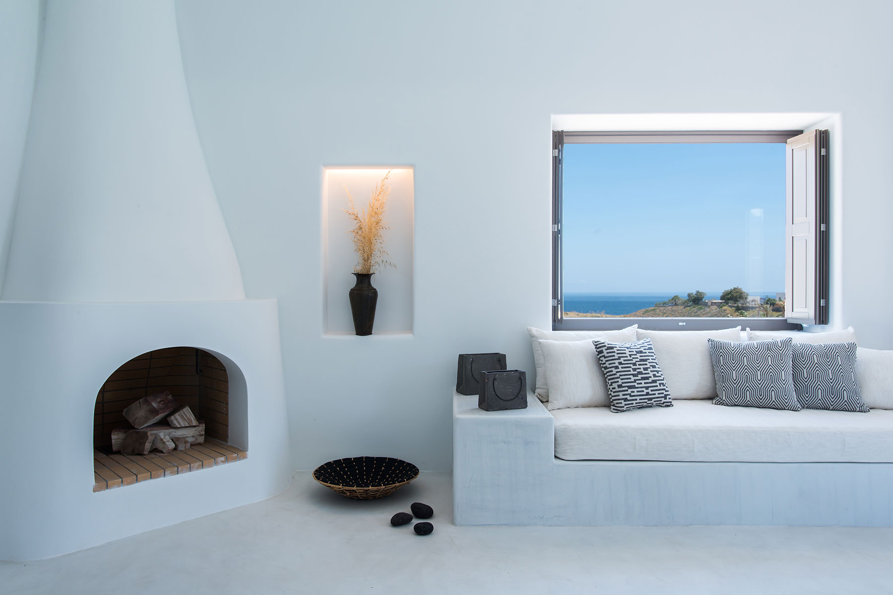 azar villas suites santorini 2
