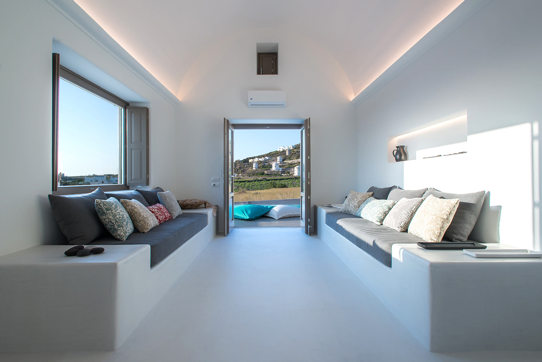 azar villas suites santorini 7