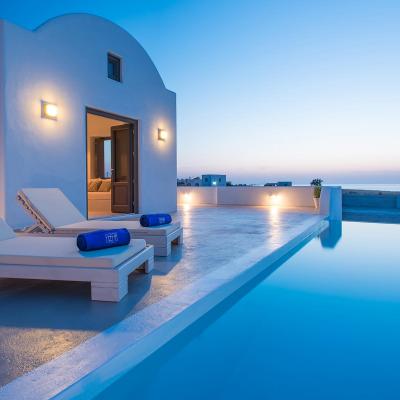 luxury suite=azar villas santorini greece 15