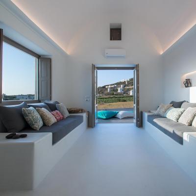 master suite=azar villas santorini greece 4
