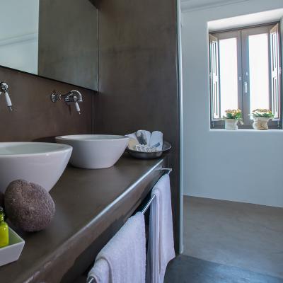 senior suite azar villas santorini 10